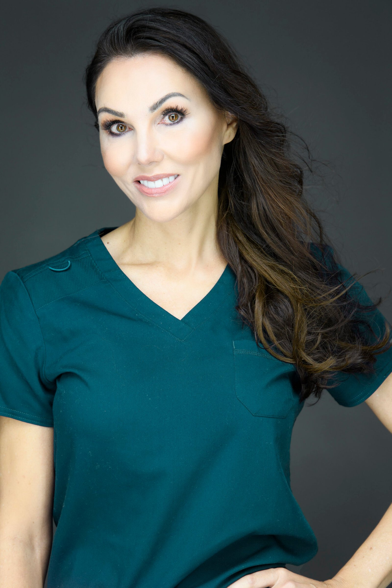 International Advisor of Natuderma Dra. Cathy Davies